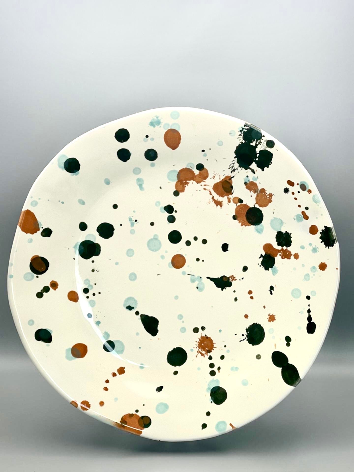 The Soft Edge Dinner Plate 'Cinnamon & Salt'
