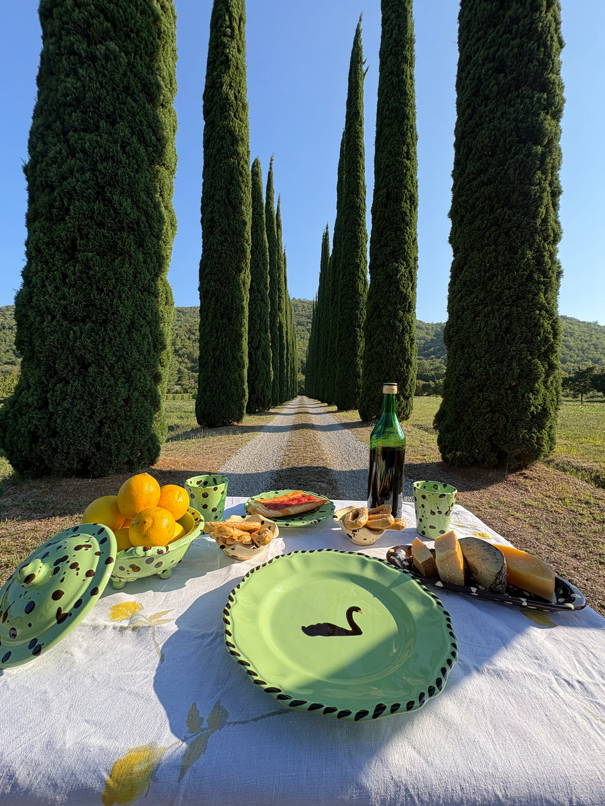 <p>The Tuscan Table</p>