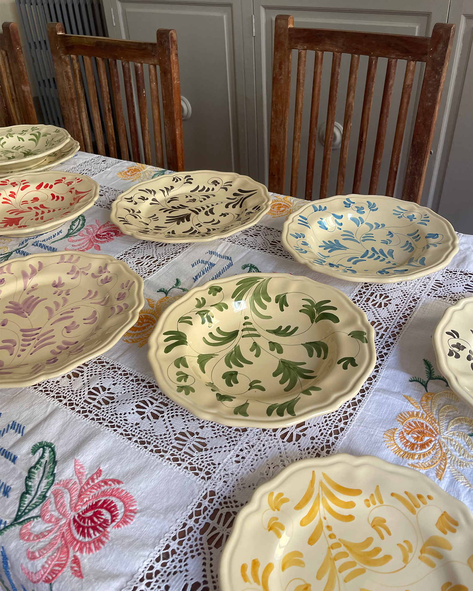The Oro Sim Dinner Plate