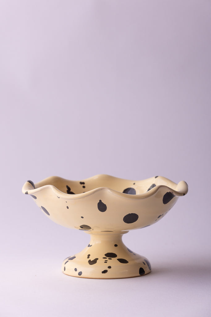 The Curvy Mini Bowl with Stand