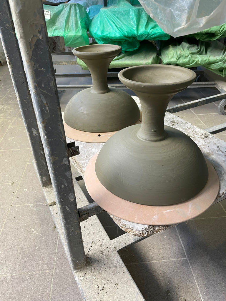 The Simple Bowl with Stand