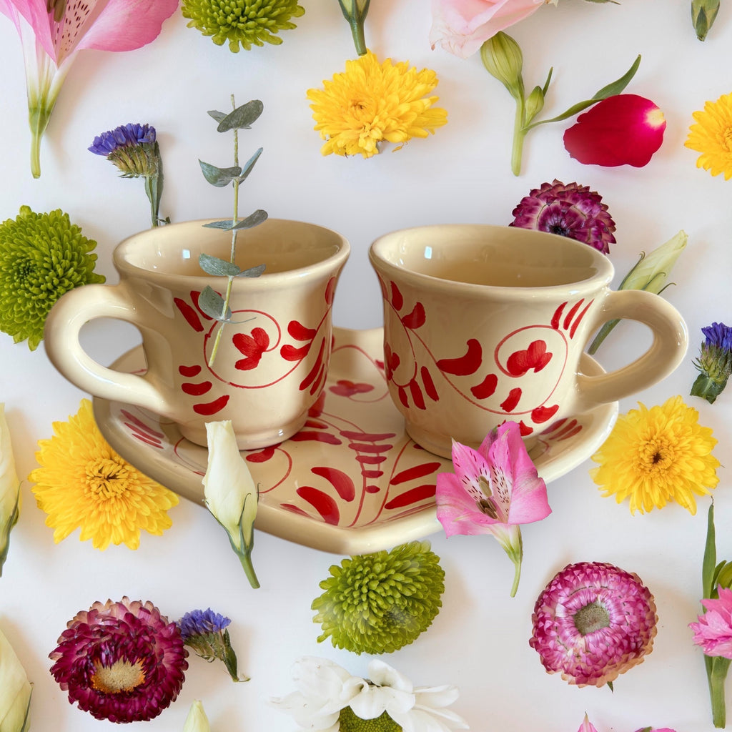 Caffè Cups for 2 on a ❤️ Shaped Plate