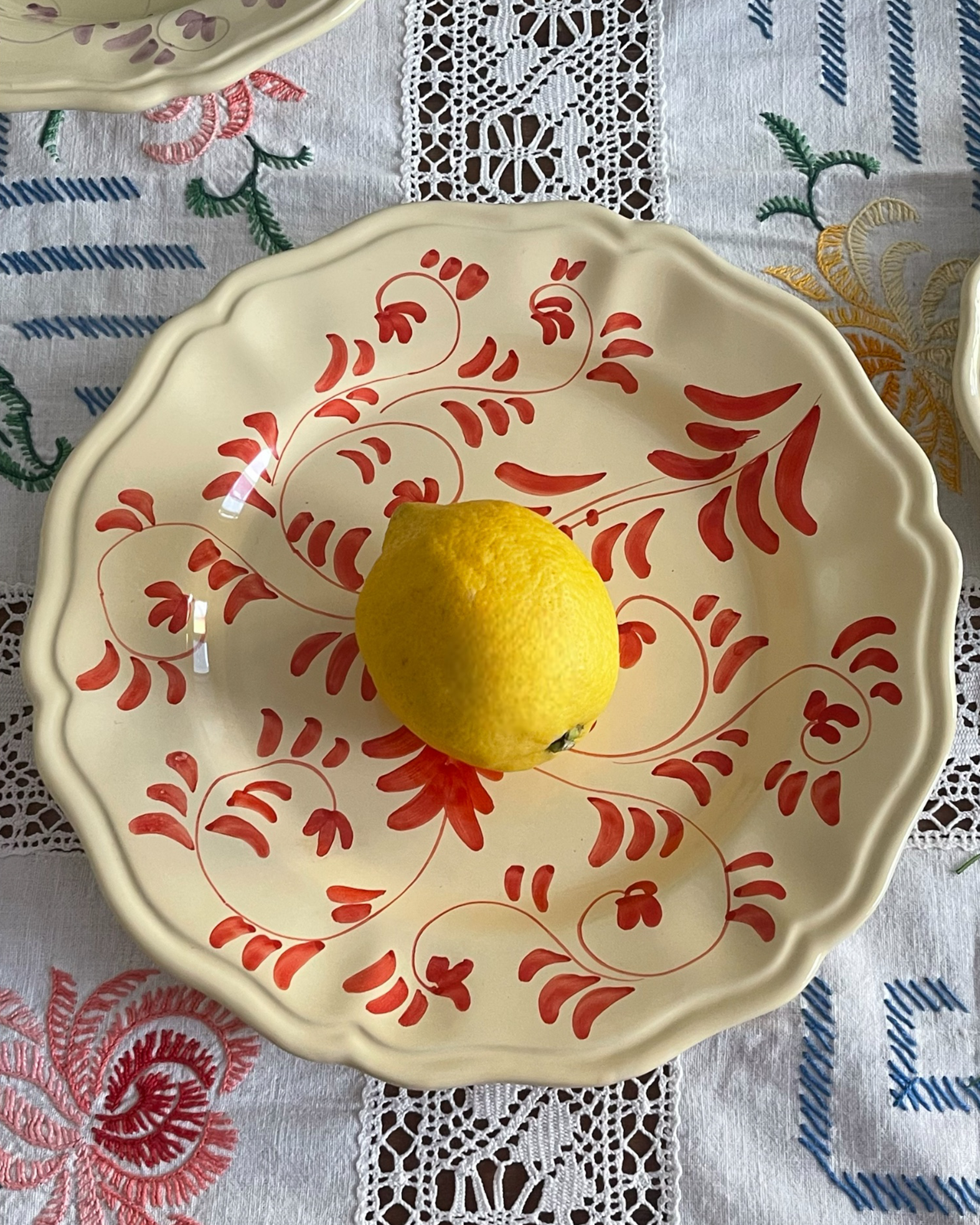 The Scarlatto Sim Dinner Plate