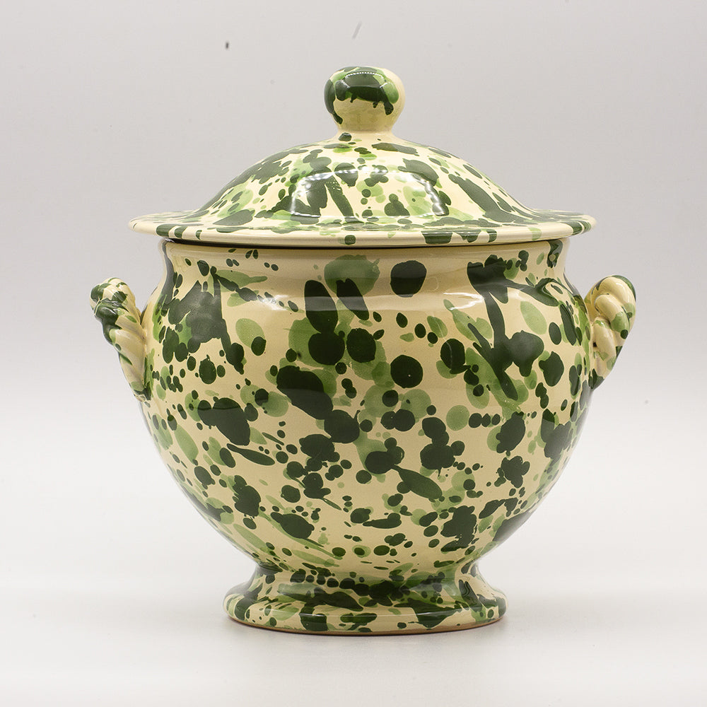 Tureen (soup serving bowl)