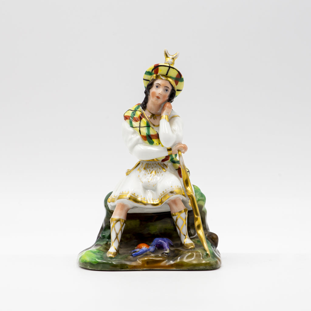 French perfume bottle in porcelain from the beginning of the 20th century.