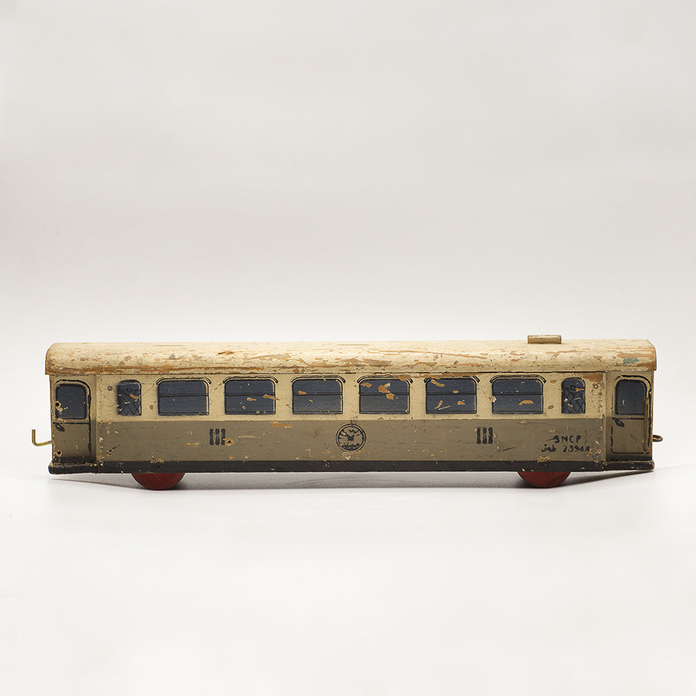 Wooden train toy in two pieces detachable. 